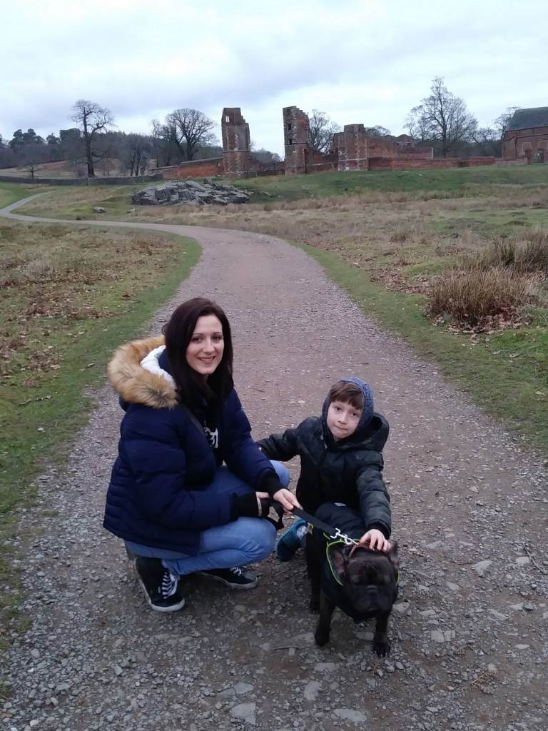 Photo 1