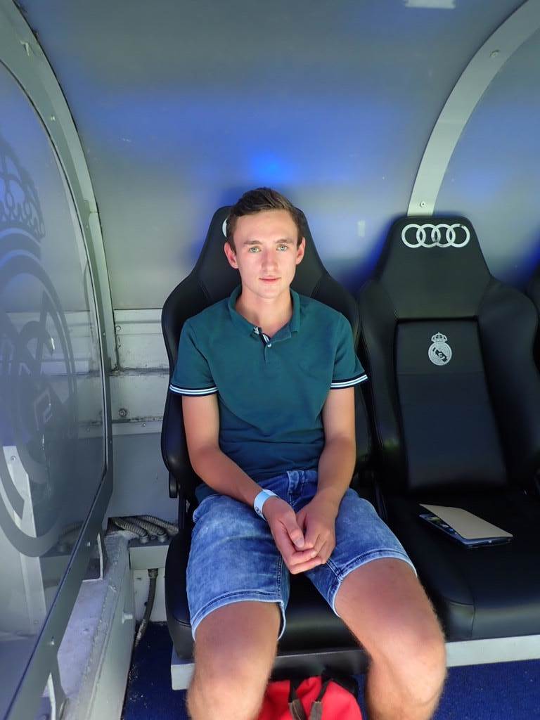 Photo 1
